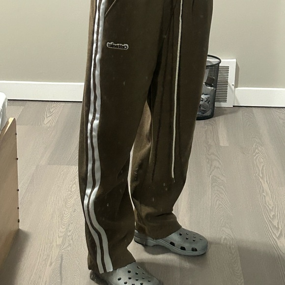 Vintage wide leg brown sweatpants - Picture 5 of 5